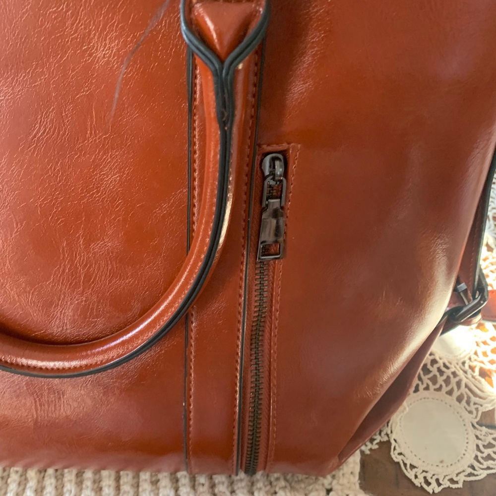 Tote - Picture 2 of 5
